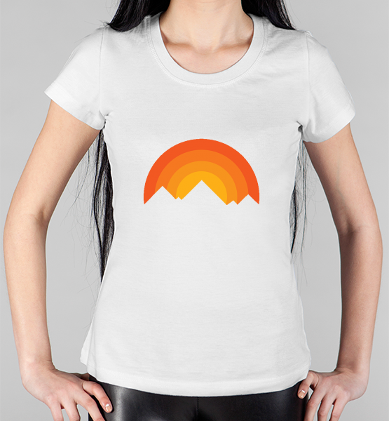 Женская футболка "Закат и горы"