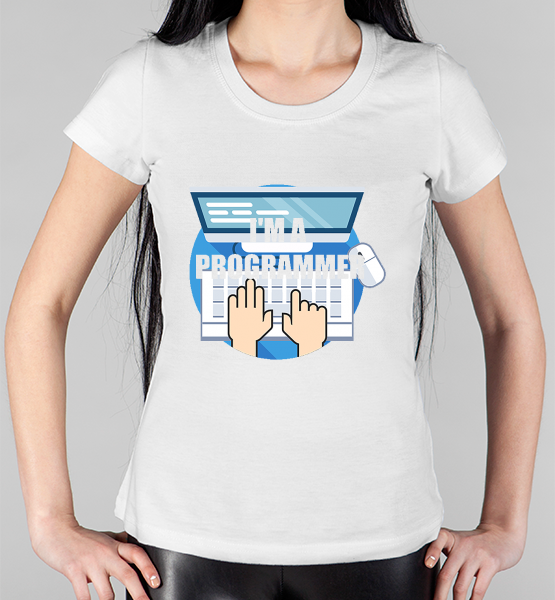 Женская футболка "I am a programmer"